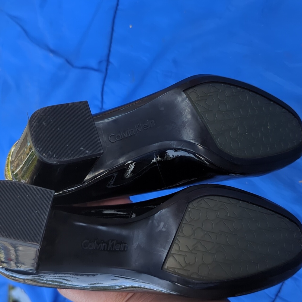 Shoes - Picture 8 of 8